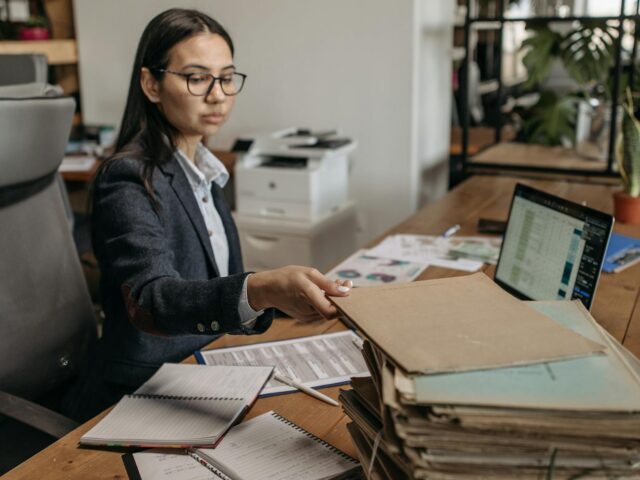 Prečo malé firmy stagnujú online aj interne (a ako to napraví digitalizácia)